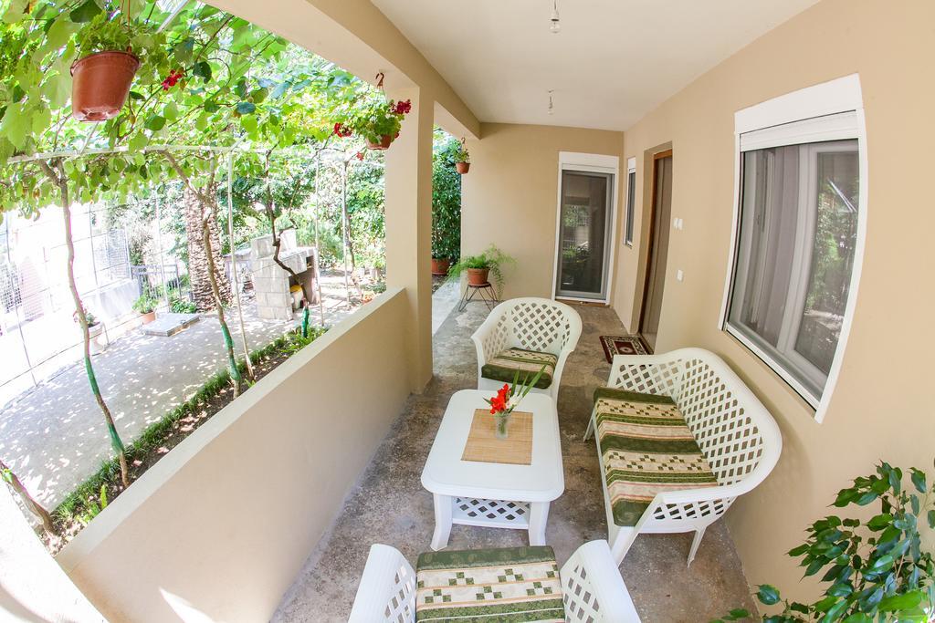 Lidia Apartment Budva